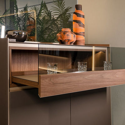 ODM ruang tamu kaca Wine Display Cabinet Aluminium Bingkai