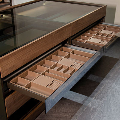 Aluminium Glass Walk In Robe Cabinetry Custom Made Walk In Closet Rak Tampilan